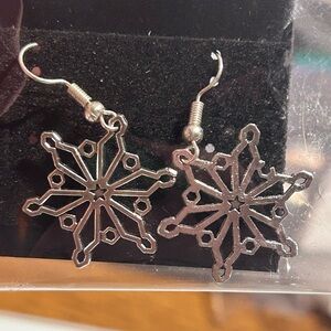 Silver Snowflake Earrings